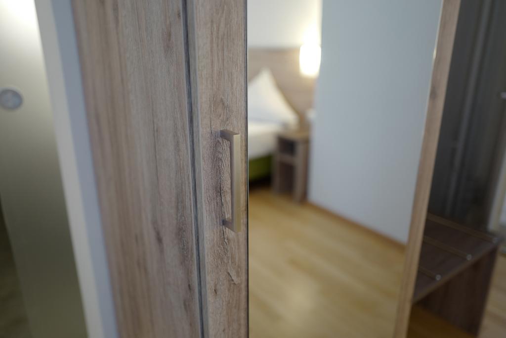 Hotel Stern Gersthofen Extérieur photo
